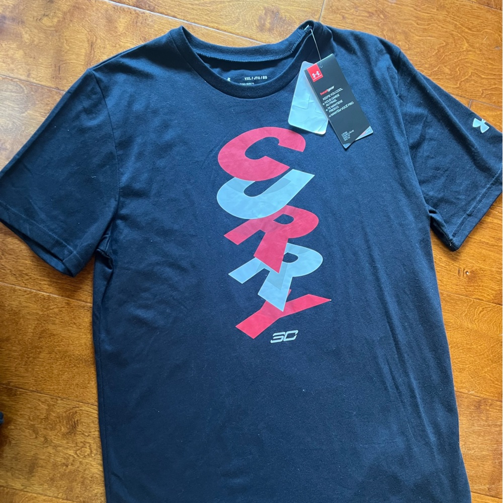 Under Armour YXL Black and Red CURRY Graphic Tee